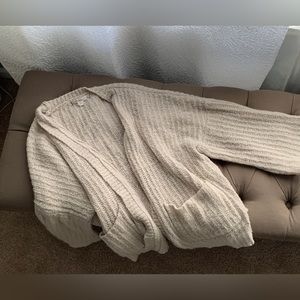 Chelsea & Violet ivory cable-knit cardigan sweater size medium